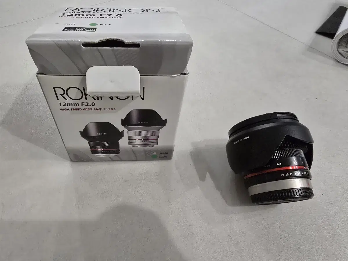 rokinon 12mm f2.0 올림푸스 마운트 팝니다.